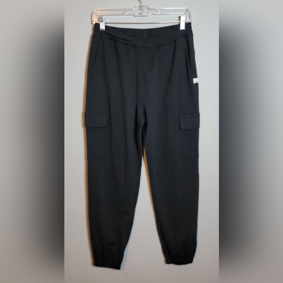 Vuori Boyfriend Cargo Pants Size Small Black - Picture 2 of 7